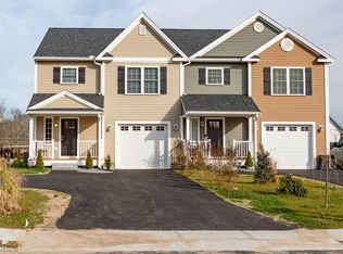 223B High St, Wareham, MA 02571