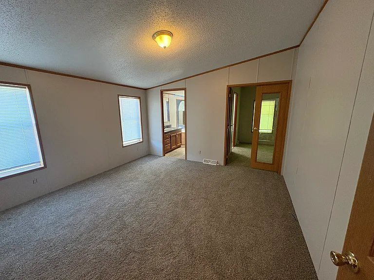8471 Barkwood Cir — Photo 7