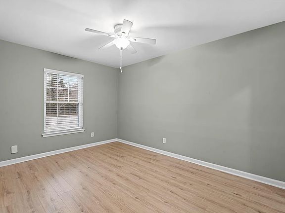 2nd image of 333 E 4th St APT B10