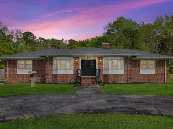 4744 Sunray Ave, Chesapeake, VA 23321