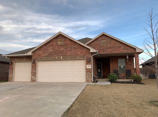 4207 E Creek Dr, Woodward, OK 73801