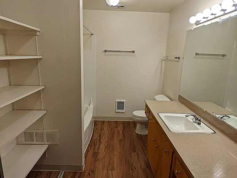 Park Village Apartments — Photo 129