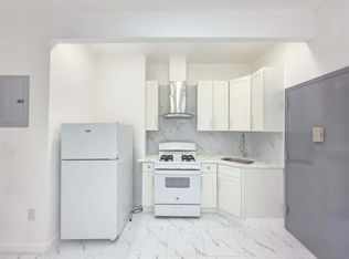 2722 E 26th St #2R, Brooklyn, NY 11235