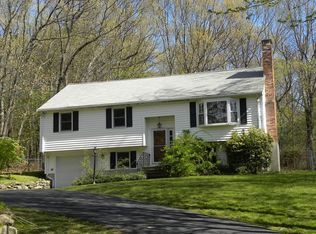 1 High Ridge Rd, Southborough, MA 01772