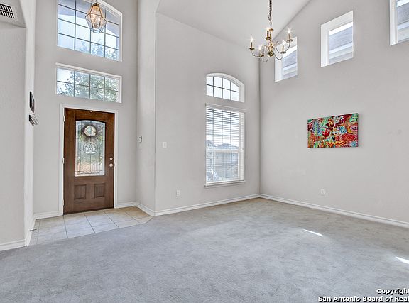 3rd image of 21215 Villa Valencia