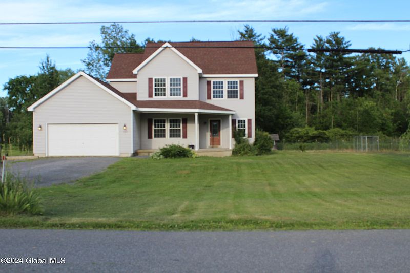 3rd image of 118 Green Barn Road