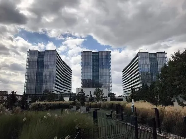 131-05 40th Rd Penthouse 3C, Flushing, NY 11354