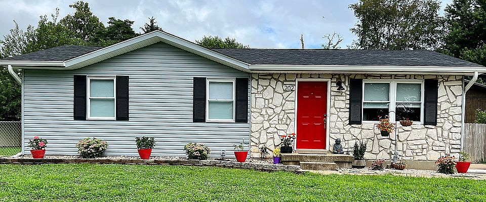 1st image of 202 Debbie Dr