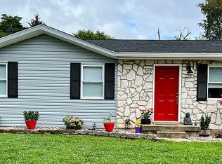 202 Debbie Dr, Vine Grove, KY 40175