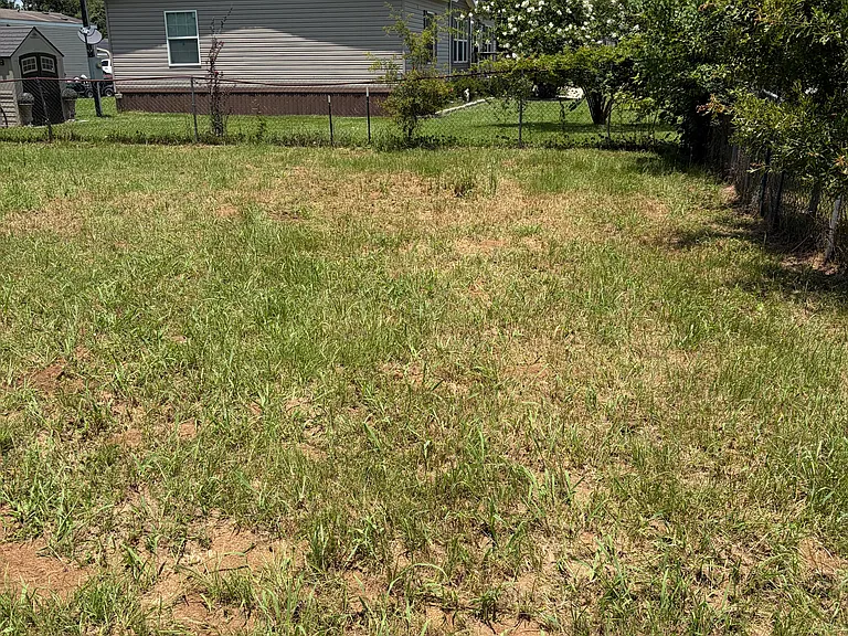 200 Eisenhower Dr — Photo 5