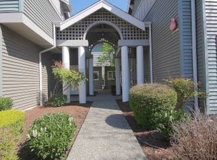 22605 4th Ave W APT 104, Bothell, WA 98021