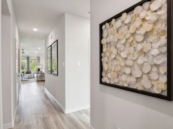 3811 Canyon Dr, Farmersville, TX 75442