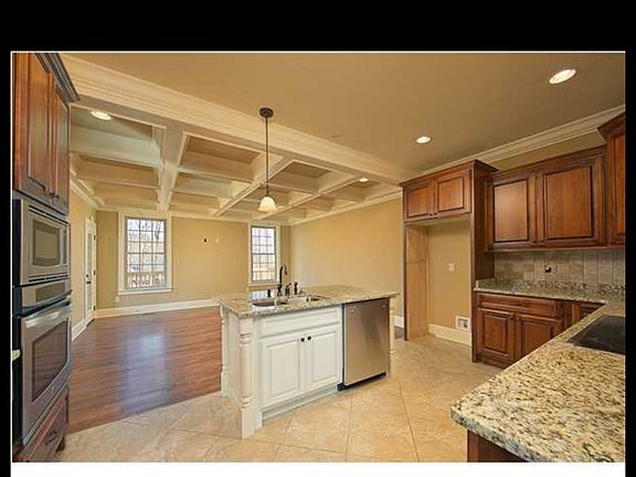 4th image of 539 Kashaya Ln