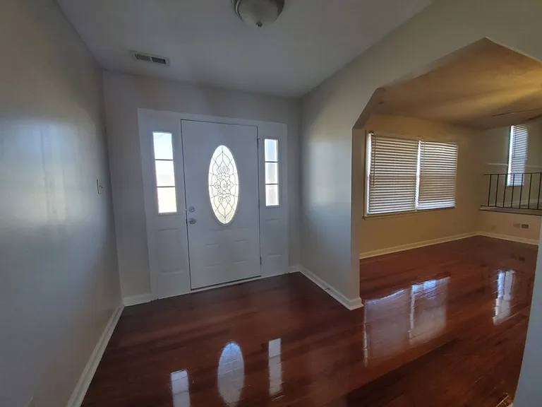7886 Uriah Dr — Photo 11