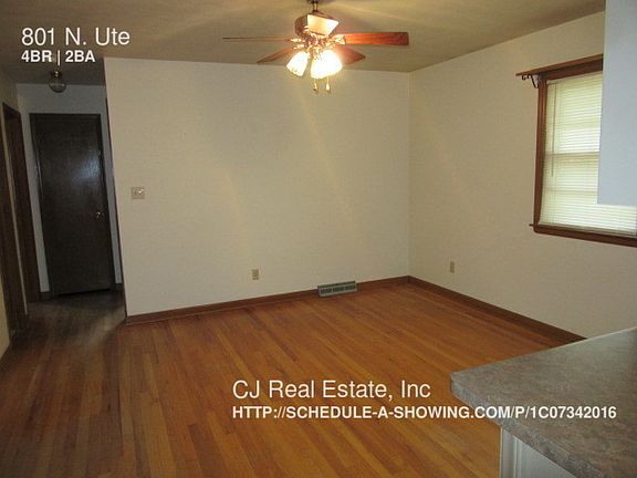 3rd image of 801 N Ute Ave