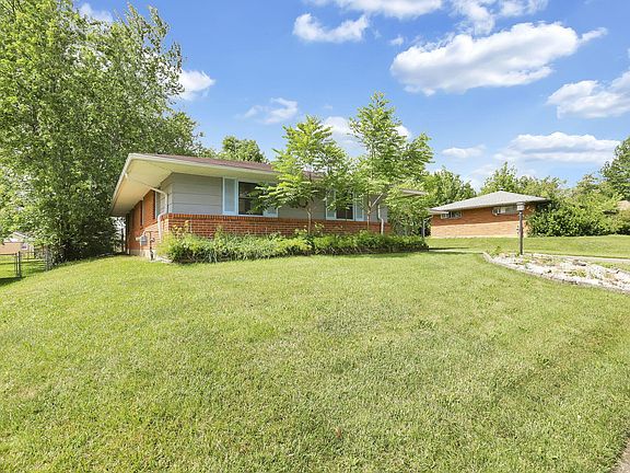 3rd image of 7043 Shaulis Dr