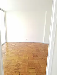 Rented by Manhattan Apartment Organization