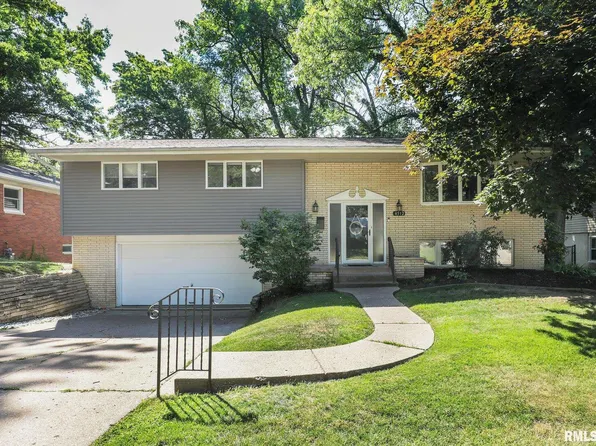 4512 11th St #C, Moline, IL 61265