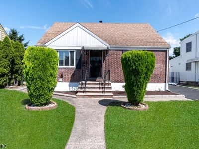 87 Hamilton Ave, Elmwood Park, NJ, 07407