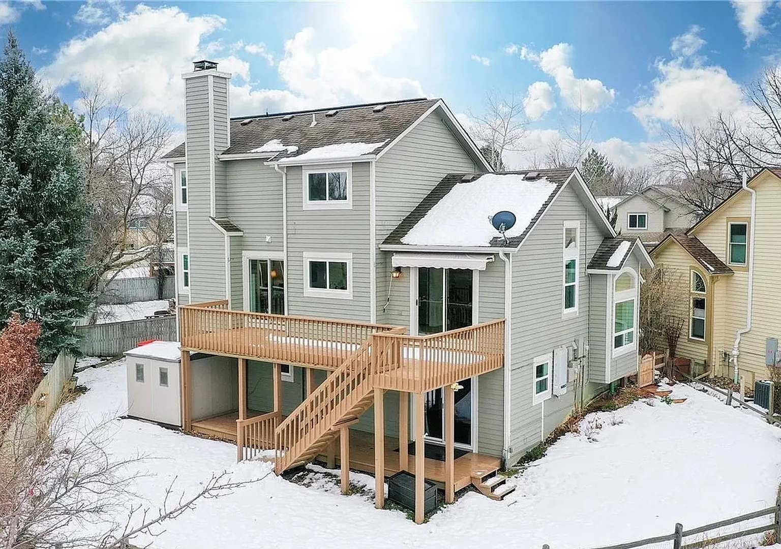 Stunning 5Bed 3.5Bath Modern Home on Spacious Lot in Quiet Boulder Cul-de-Sac — Photo 3