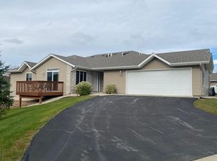 4290 Mallard Pl SE, Rochester, MN 55904