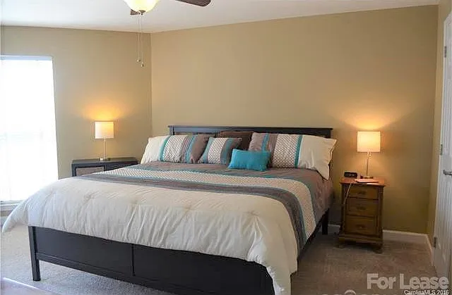 1313 Torrence Cir — Photo 9