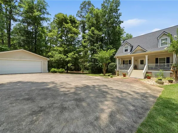 2660 Lake Crest Dr, Sparta, GA 31087