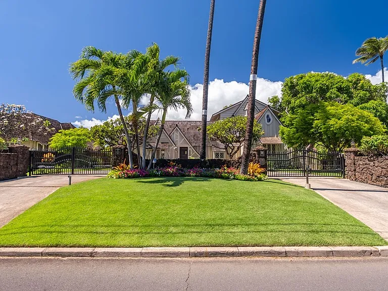 4584 Kahala Ave — Photo 29