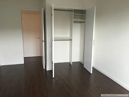 Rented by Sovereign Associates | media 33