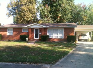 723 Mimosa Dr, Sikeston, MO 63801