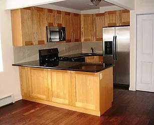 Rented by R New York