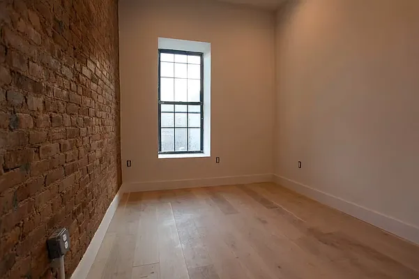 Rented by Metropolitan Property Group | media 49