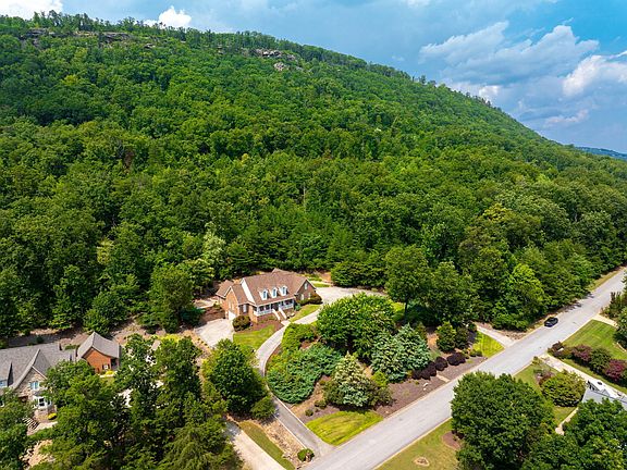 3rd image of 7859 Rocky Ledge Dr