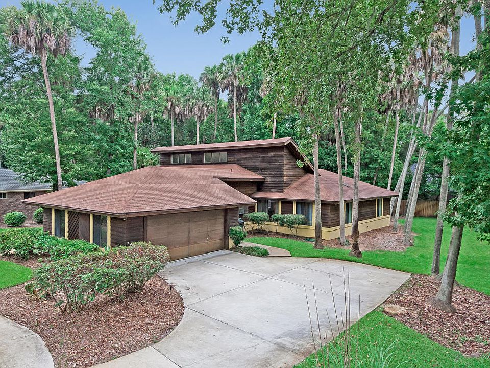 2nd image of 1865 Selva Grande Dr