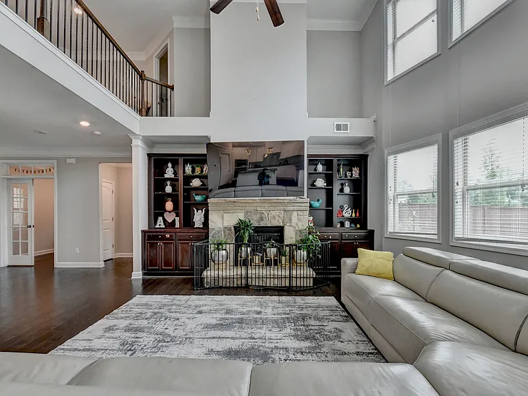 6035 Ashborough Park — Photo 25