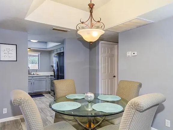 Eating area off kitchen