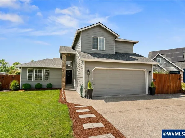 2109 N Valeri Dr, Newberg, OR 97132