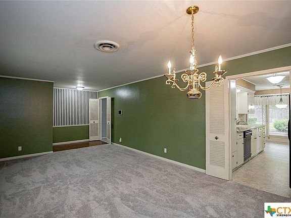 5th image of 209 Hampshire St