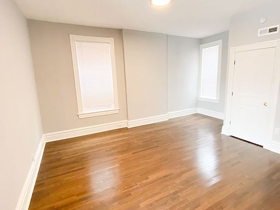 3rd image of 3257 Oregon Ave #B