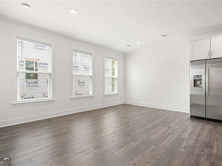3437 Catalan Aly #20 — Photo 16