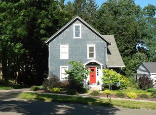 92 Elm St, Oneonta, NY 13820