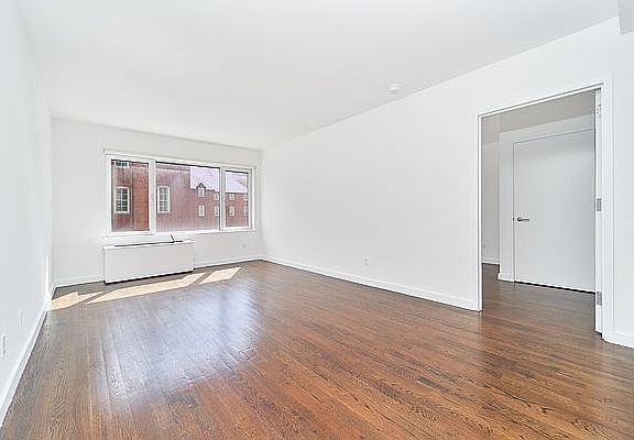 2nd image of 1209 Dekalb Ave APT 310