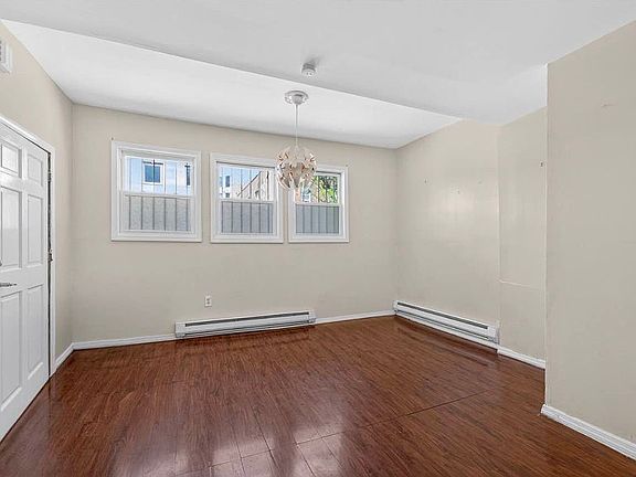 3rd image of 239 Buffalo Ave