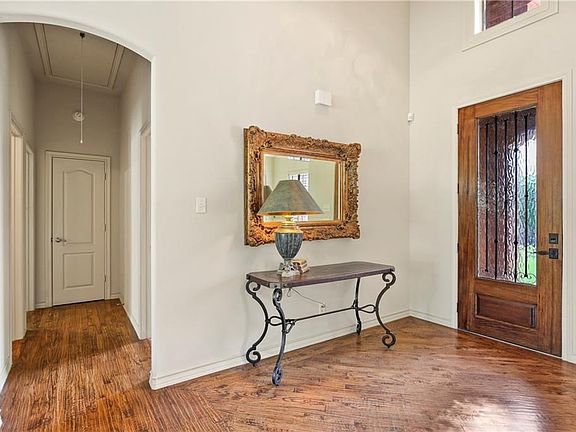 5th image of 4007 Harvestwood Ct