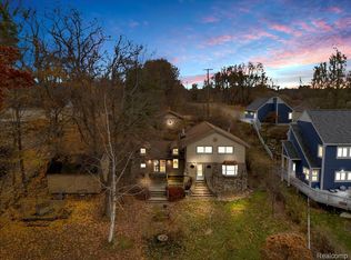 5896 Silver Birch Rd, Ortonville, MI 48462