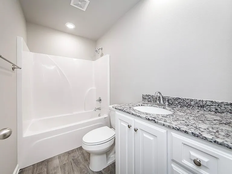 109 Elm St #5 — Photo 27