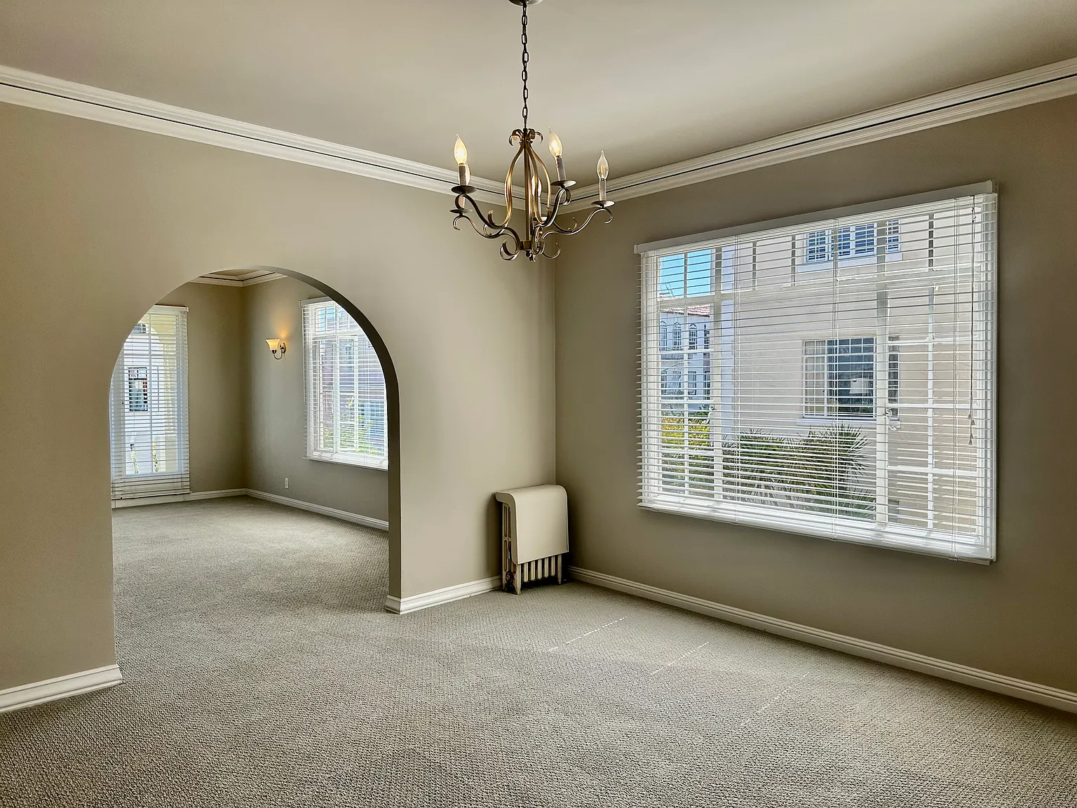 1 bed, 1129 sqft, $5,800 — Photo 3