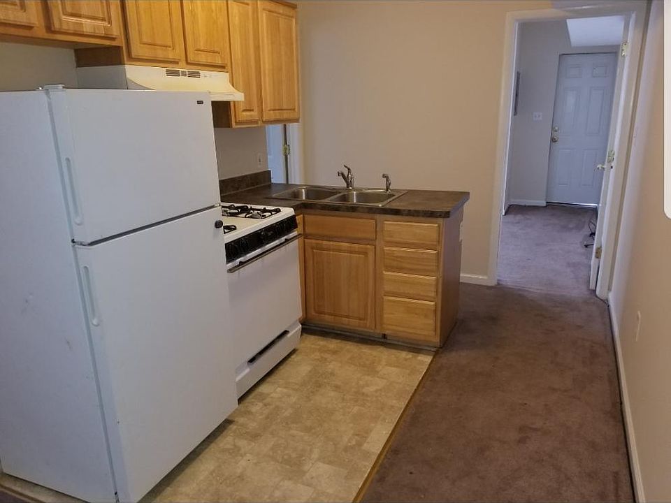 1st image of 800 N Washington St APT 4
