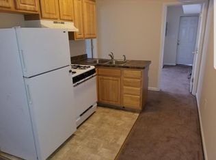 800 N Washington St APT 4, Wilmington, DE 19801