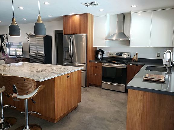 3rd image of 2835 S Calle Rosa Cir